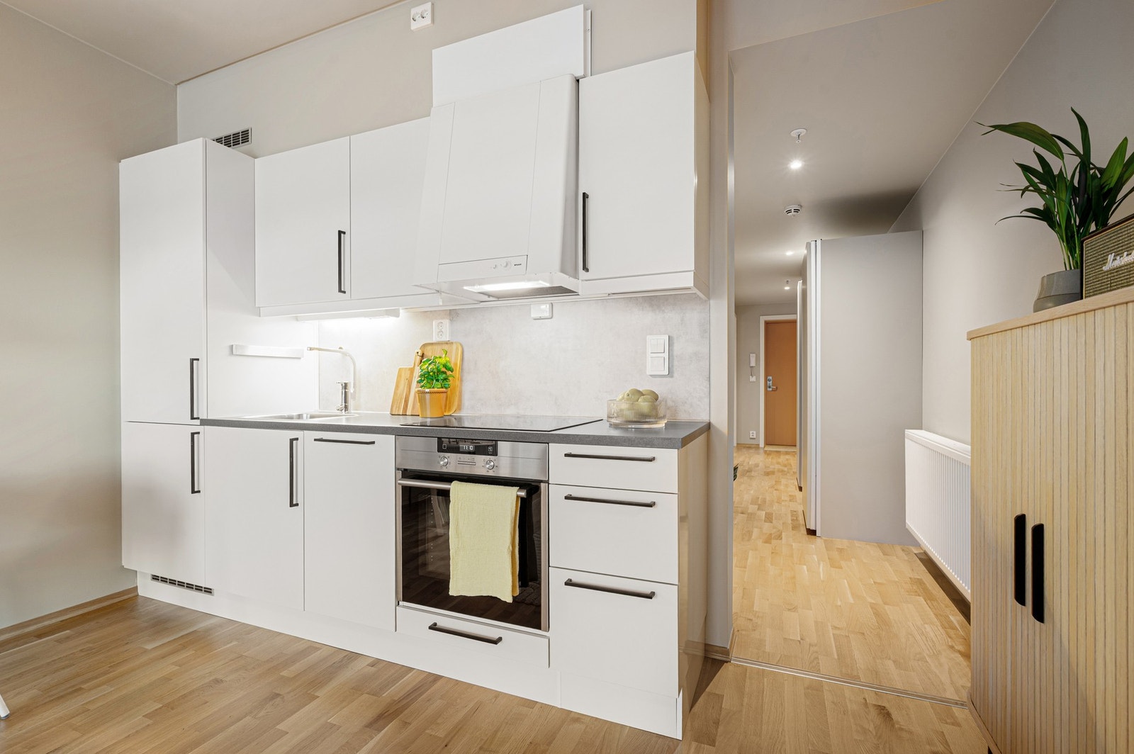 Kjøkkeninnredning fra kvalitetsleverandøren HTH. Galleribilde