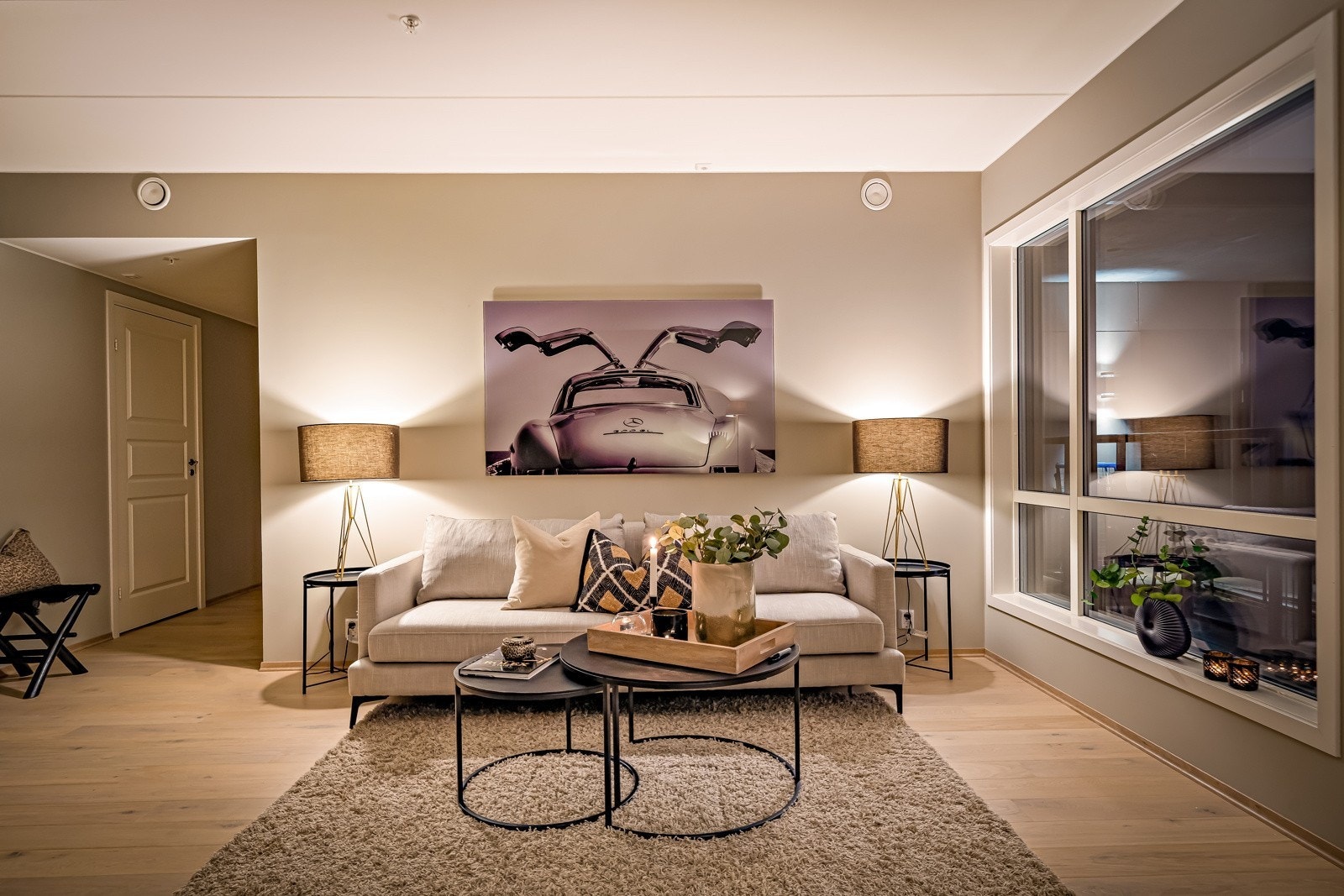 Stuen er malt i en tidsriktig farge Galleribilde