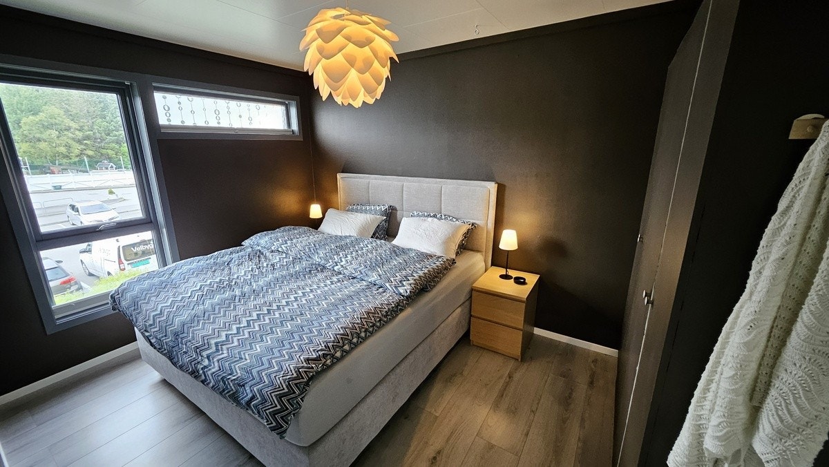 Hovedsoverom med bra skapplass Galleribilde