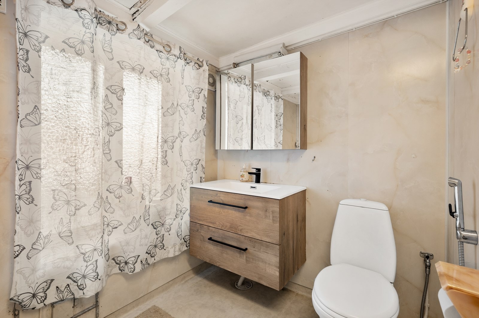 Leilighet 1: Bad/vaskerom Galleribilde