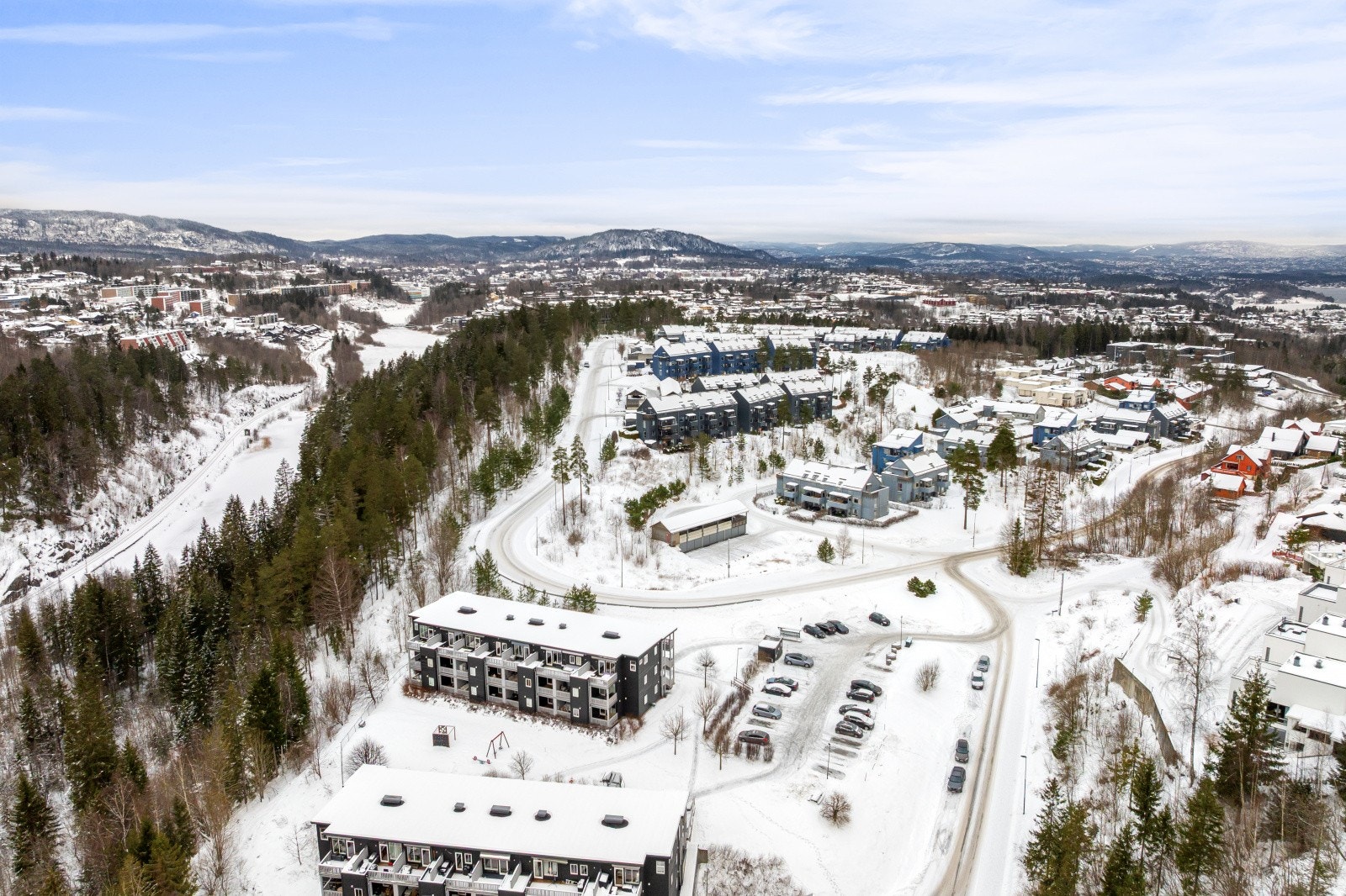 Fra leiligheten er det kort gangavstand til nærmeste barnehage. Galleribilde