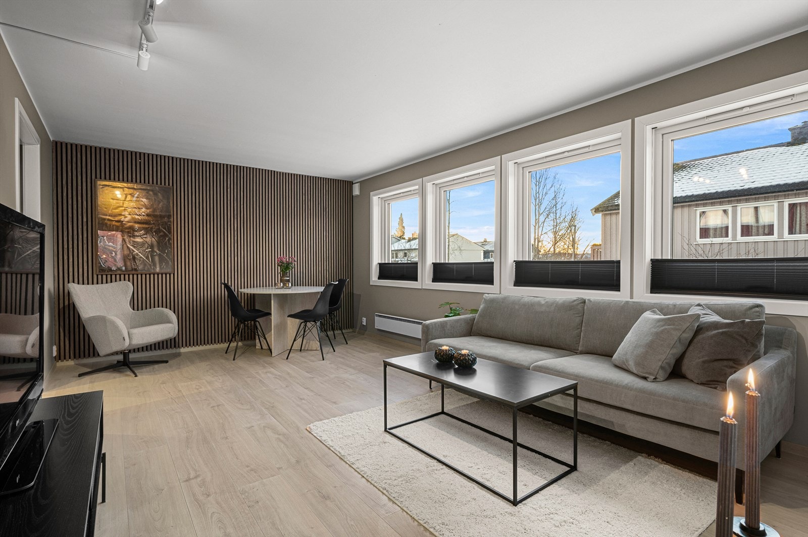 Heimdal Eiendomsmegling v/Ørjan Staven har gleden av å presentere Einar Øfstis veg 33! Galleribilde