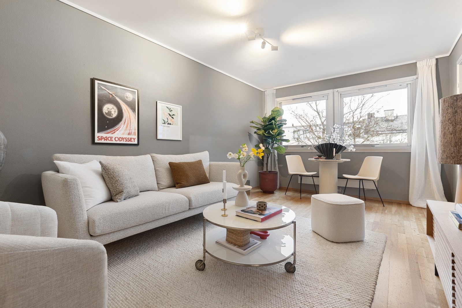 Velkommen til Tidemands gate 31 - Her har vi gleden av å presentere en flott 2-roms leilighet med svært populært og etterspurt beliggenhet, rett ved Vestkanttorget. Galleribilde