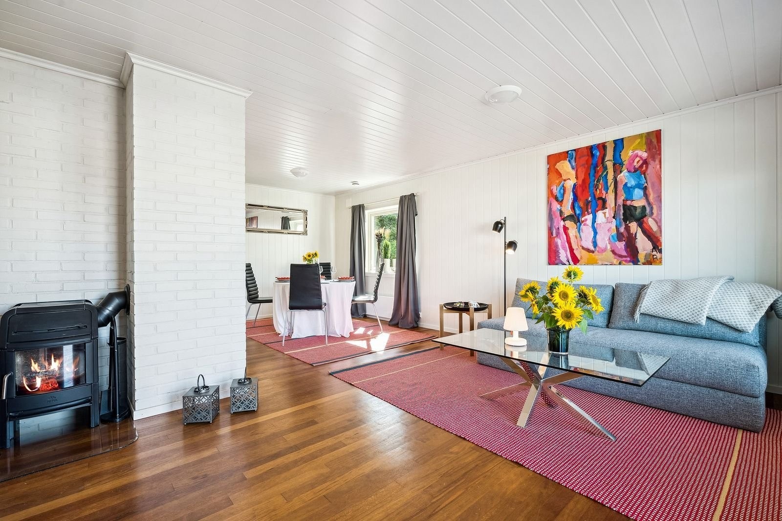 Peis i stue og kjøkken Galleribilde