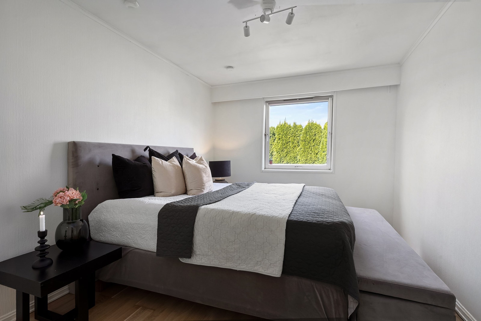 Soverom 1 i 1.etg Galleribilde