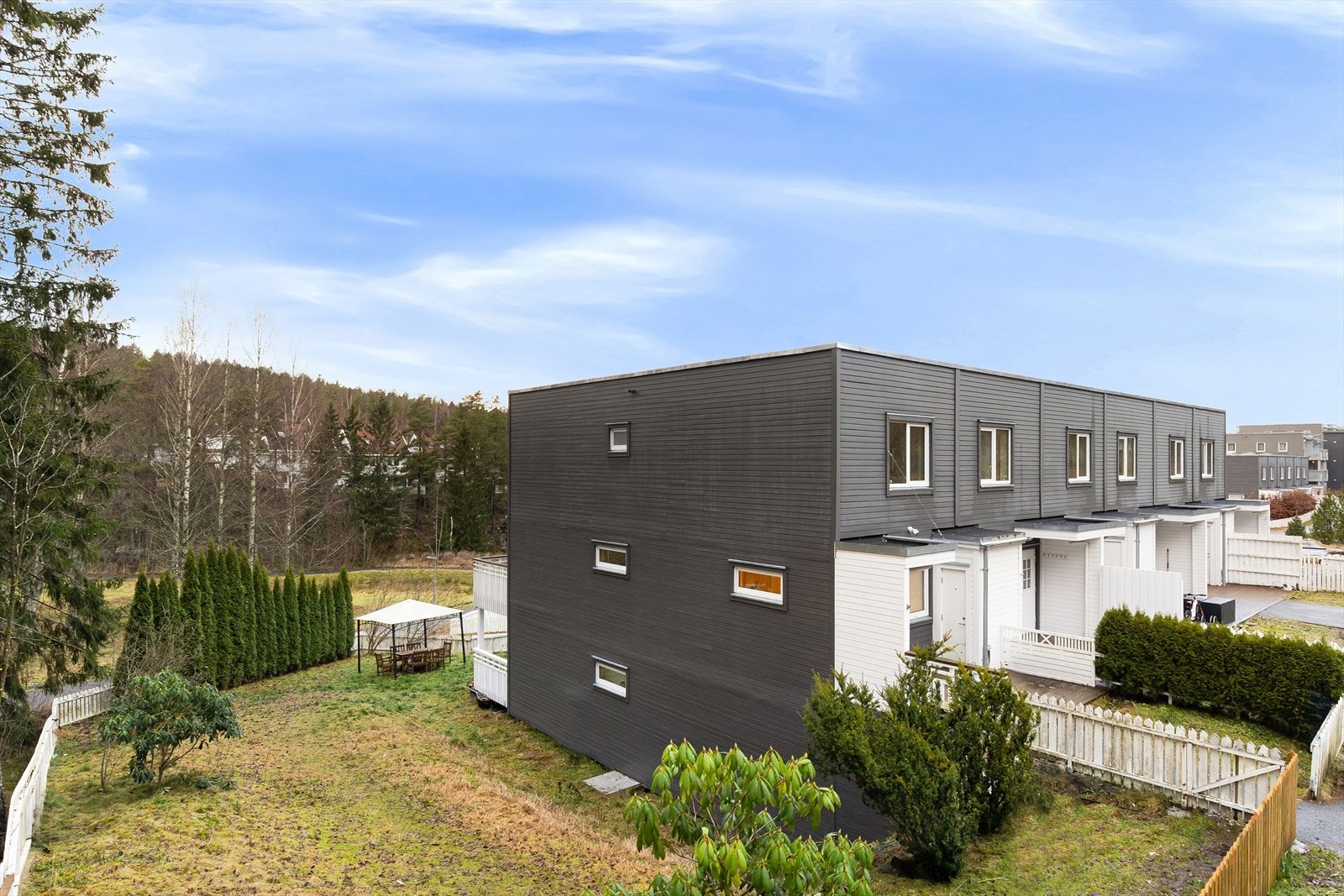 Fasade2.jpg Galleribilde