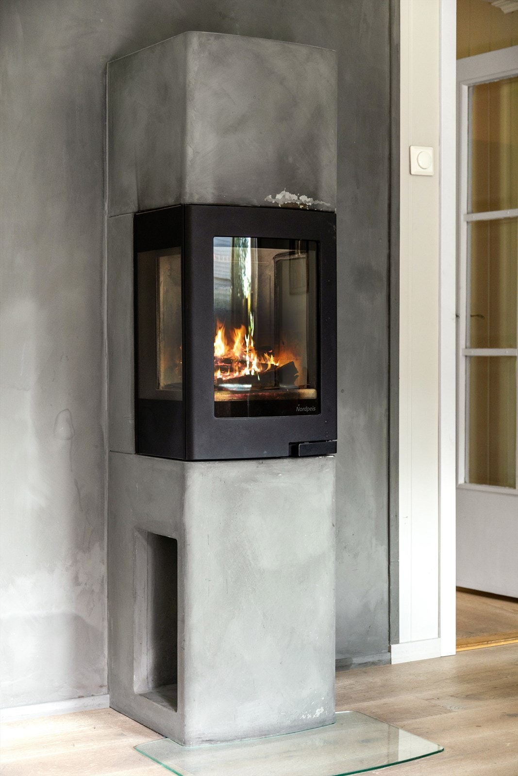 Peisen varmer godt på vinteren og kan bidra til reduserte strømregninger. Galleribilde