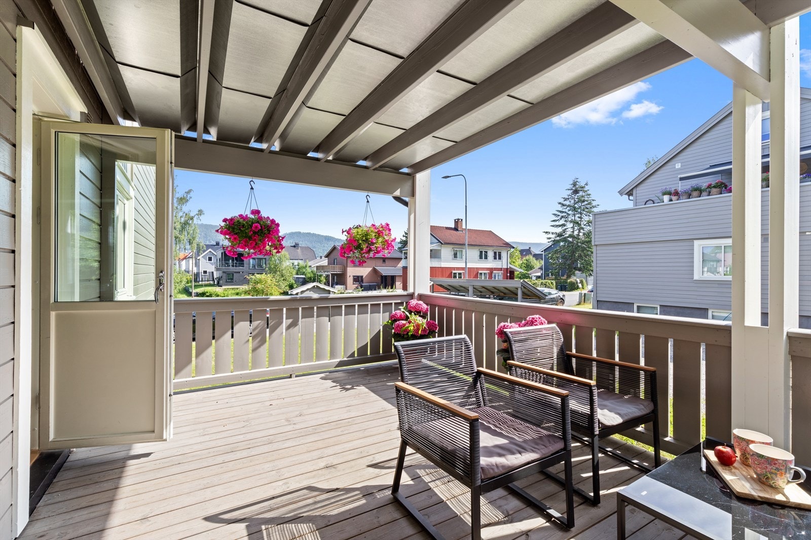 Fantastisk terrasse på hele 16 m2. Galleribilde