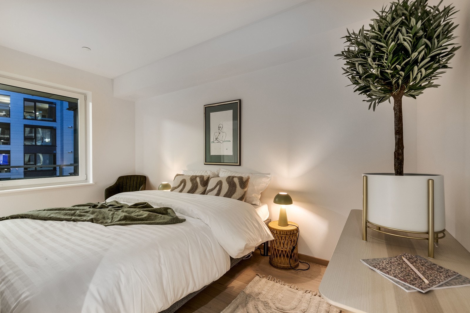 Lyst og innbydende soverom. Bilde fra L406. Galleribilde