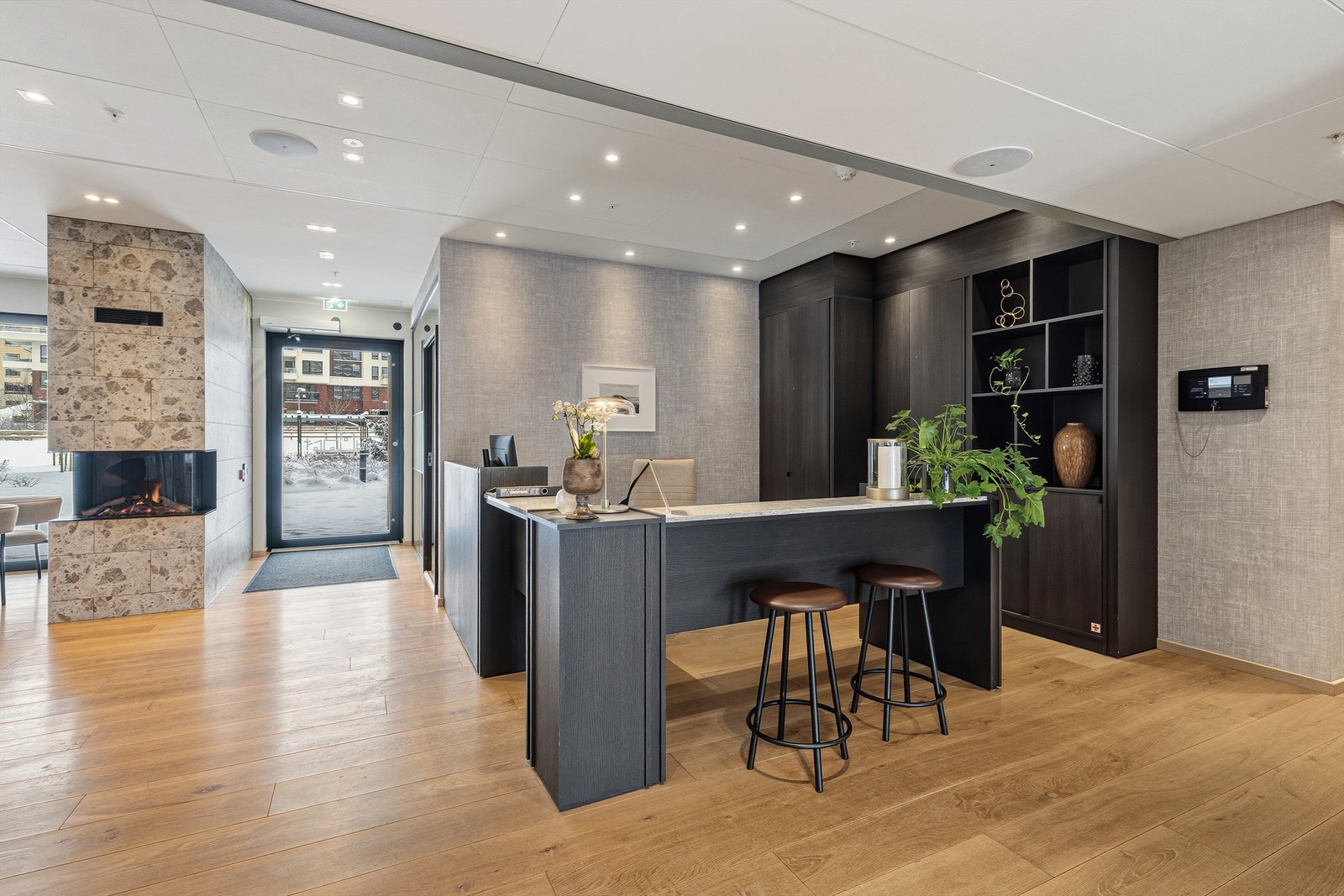 Selvaag pluss konseptet er inkludert i felleskostnadene, og innebærer blant annet en resepsjon, Galleribilde