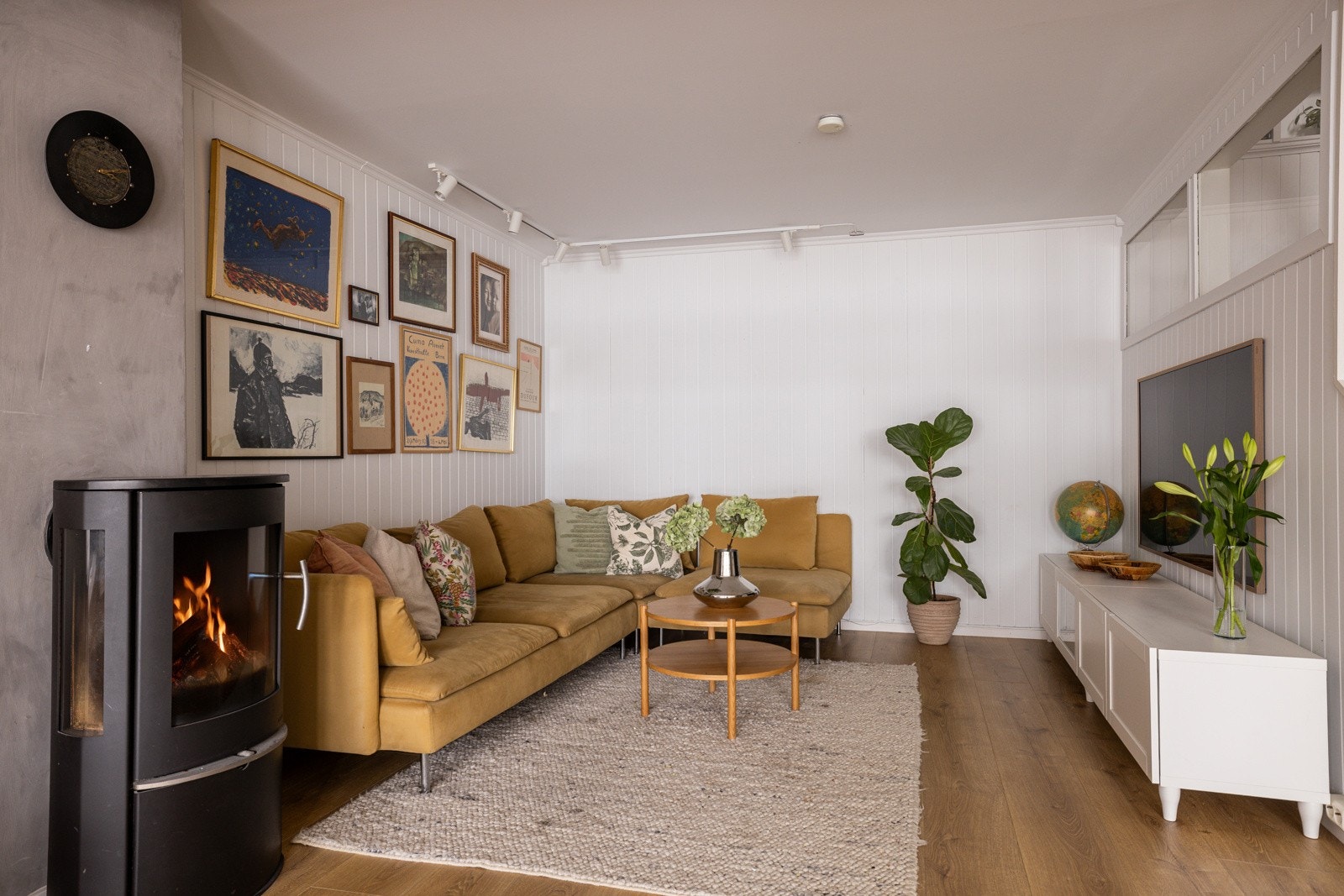 Grunnpakke tv/bredbånd er inkludert i felleskostnadene. Bytte av leverandør for bredbånd og tv våren 2026 vil gi reduserte kostnader. Galleribilde