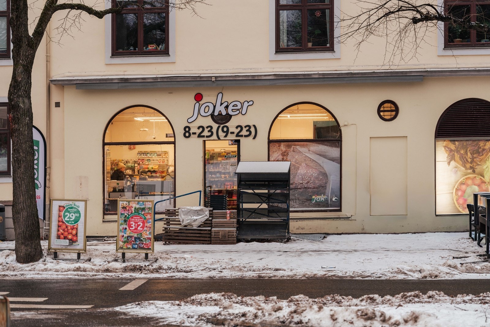 Hverdagslogistikken er enkel med søndagsåpen Joker kun fire minutters gange unna. Galleribilde