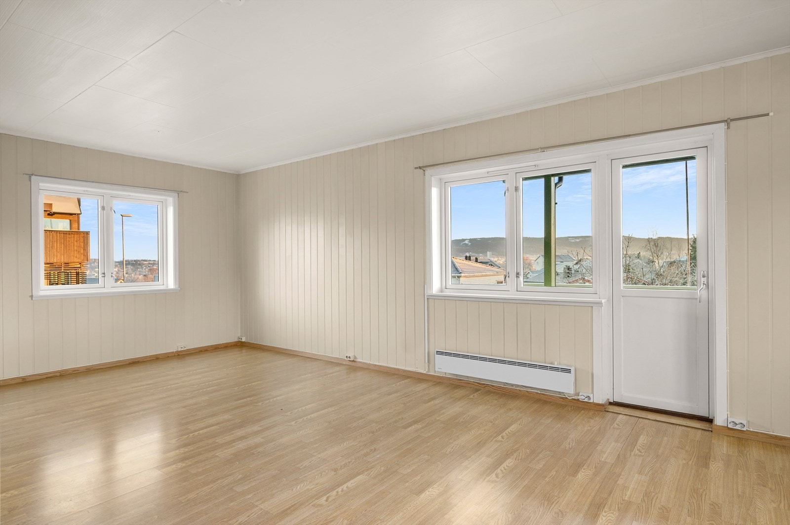 Vinduene i 1.etasje ble skiftet i 2008 Galleribilde