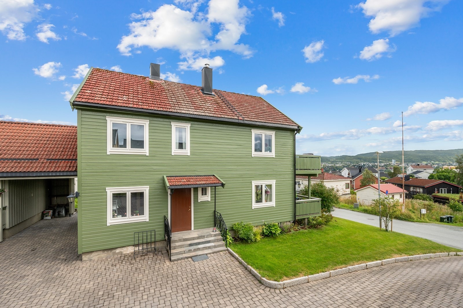 Etablering av nye pipebeslag i 2025. Takstige ble skiftet i 2025 Galleribilde