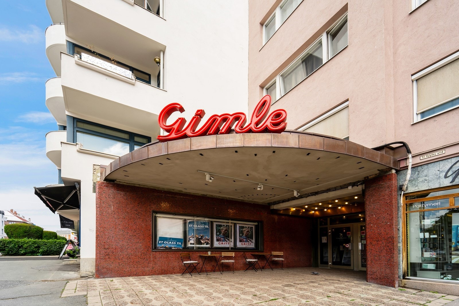 Ca. 350 meter til Gimle kino. Galleribilde