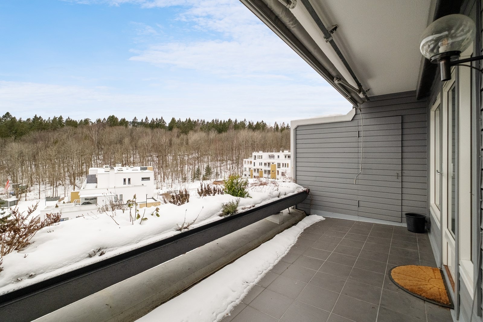 Praktisk bod for oppbevaring. Galleribilde