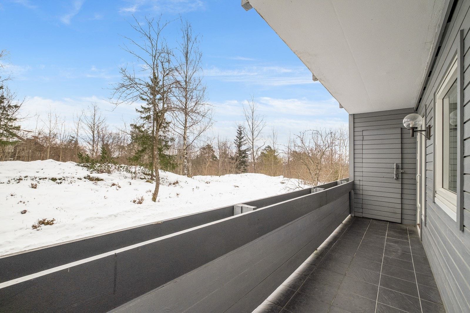 Praktisk bod for oppbevaring. Galleribilde