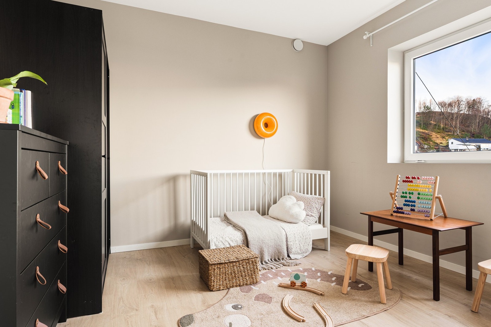 Soverom 3 måler 7,7 kvm. Galleribilde