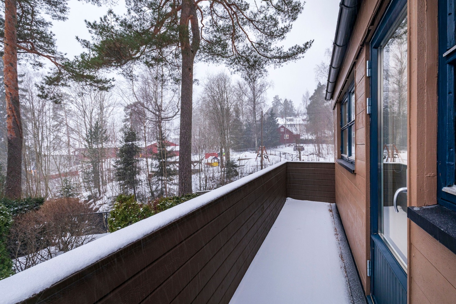 Sydvestvendt veranda på 6 kvm. Galleribilde