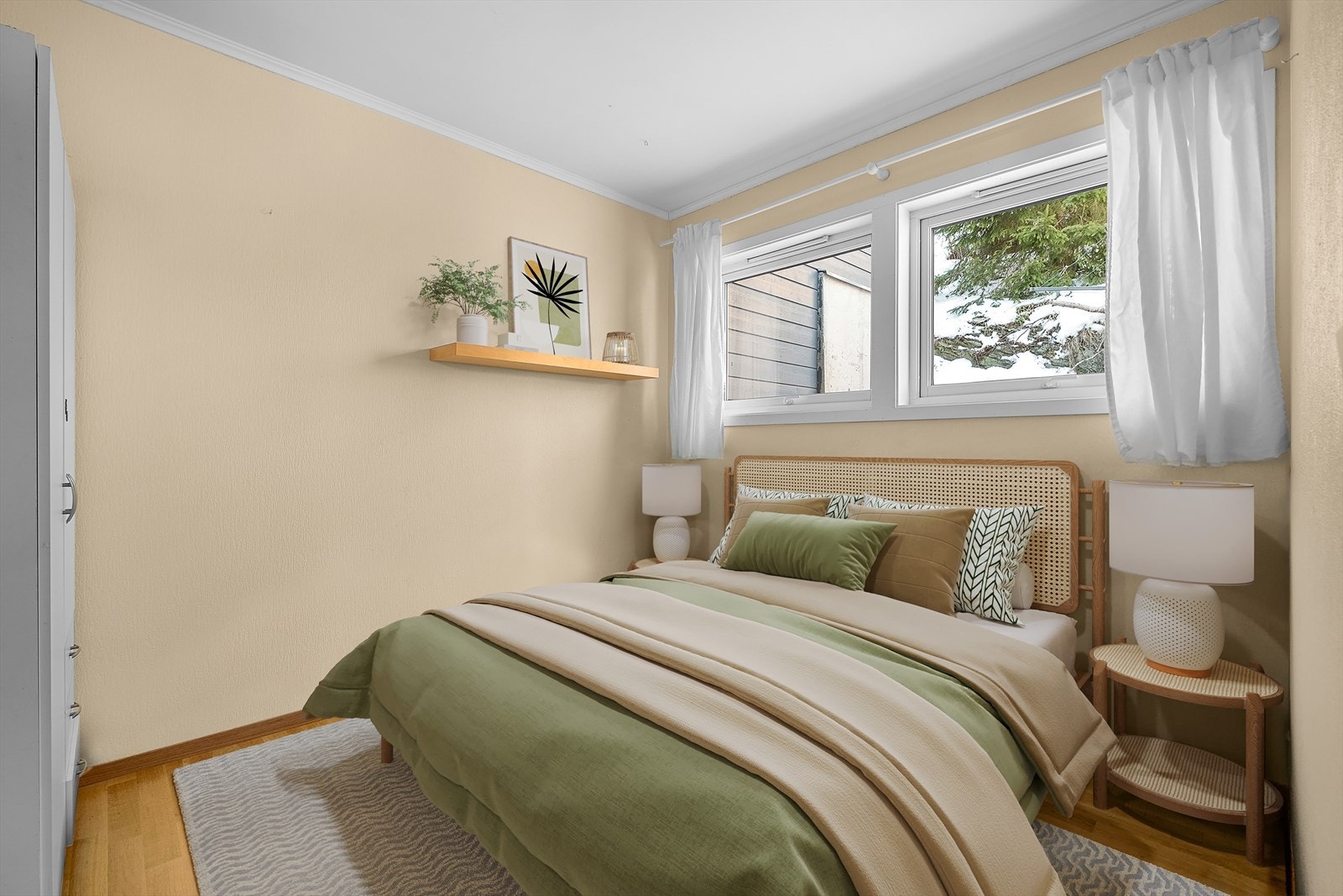 Det første soverommet måler 7,5 m², med god plass til innredning etter eget ønske. Galleribilde