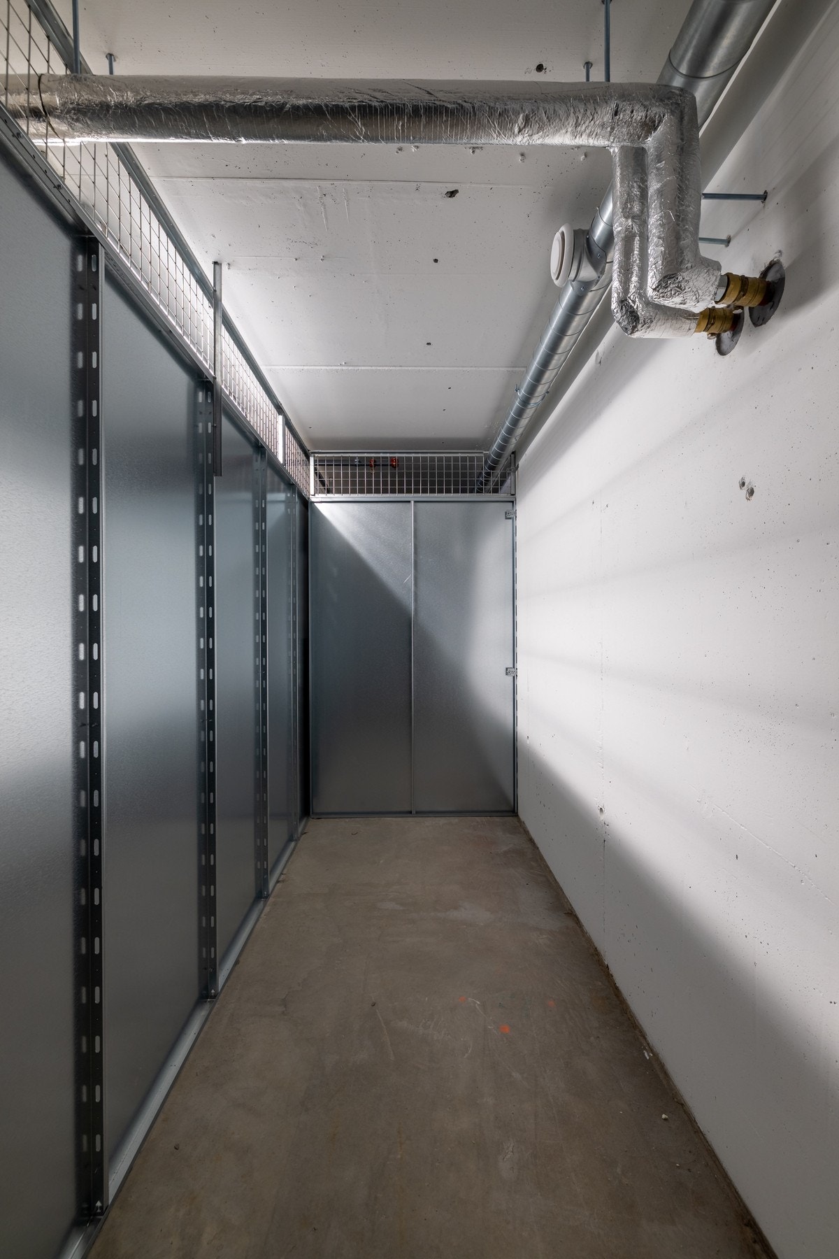 Det medfølger 1 sportsbod på ca. 5 kvm beliggende i parkeringskjelleren. Galleribilde