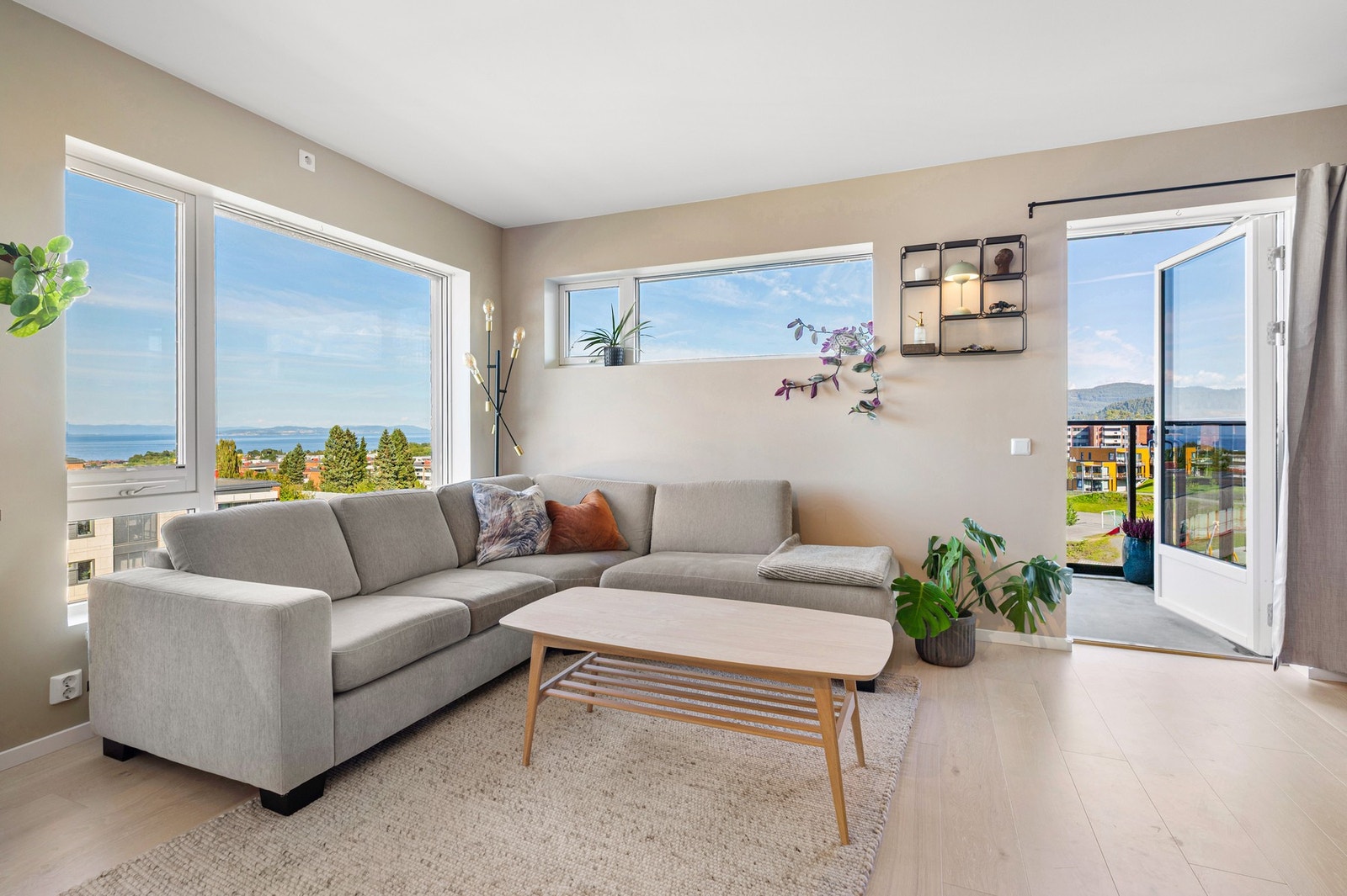 En modene og innbydende 3-roms selveier. Galleribilde