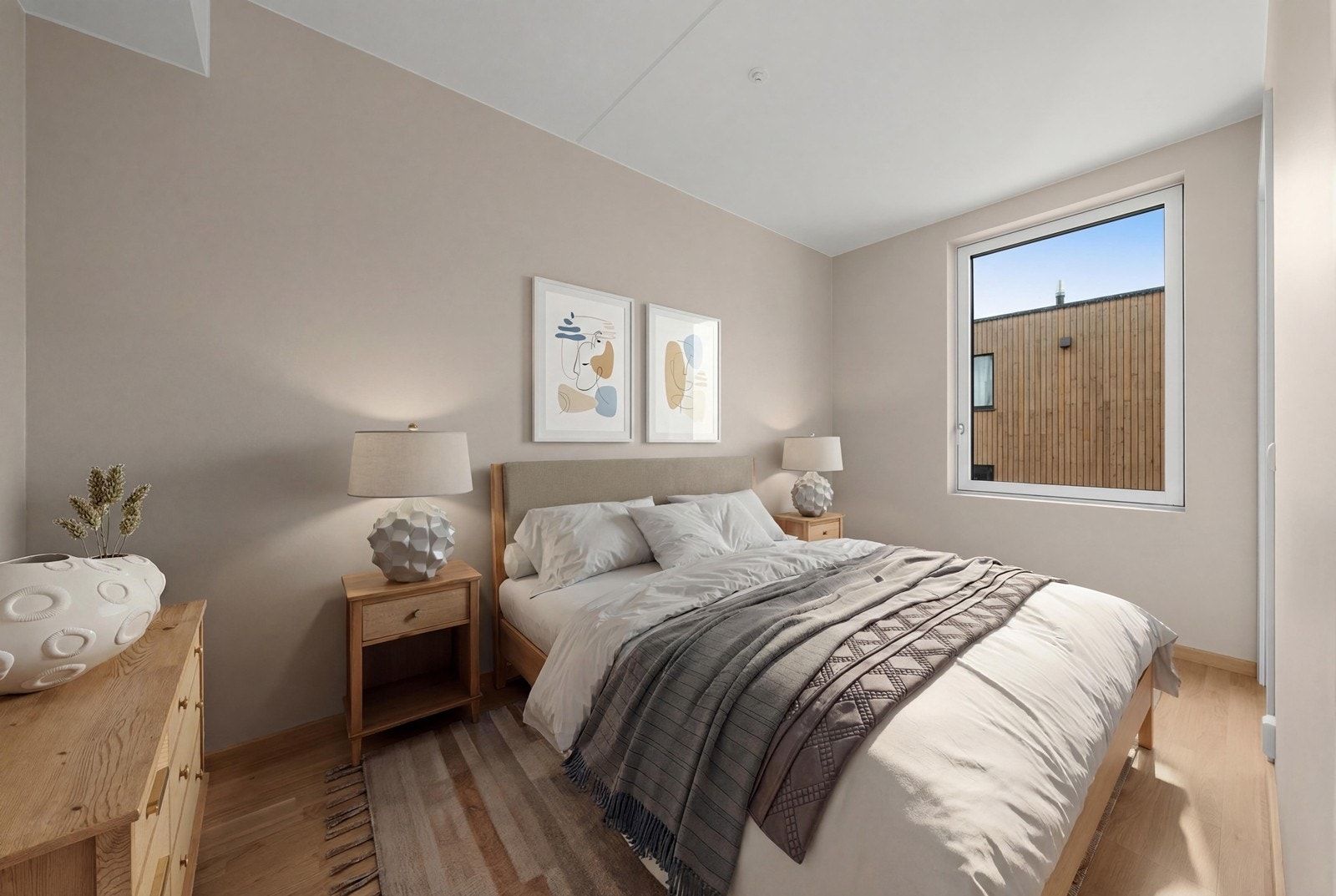 Soverom. Rommet er digitalt møblert Galleribilde