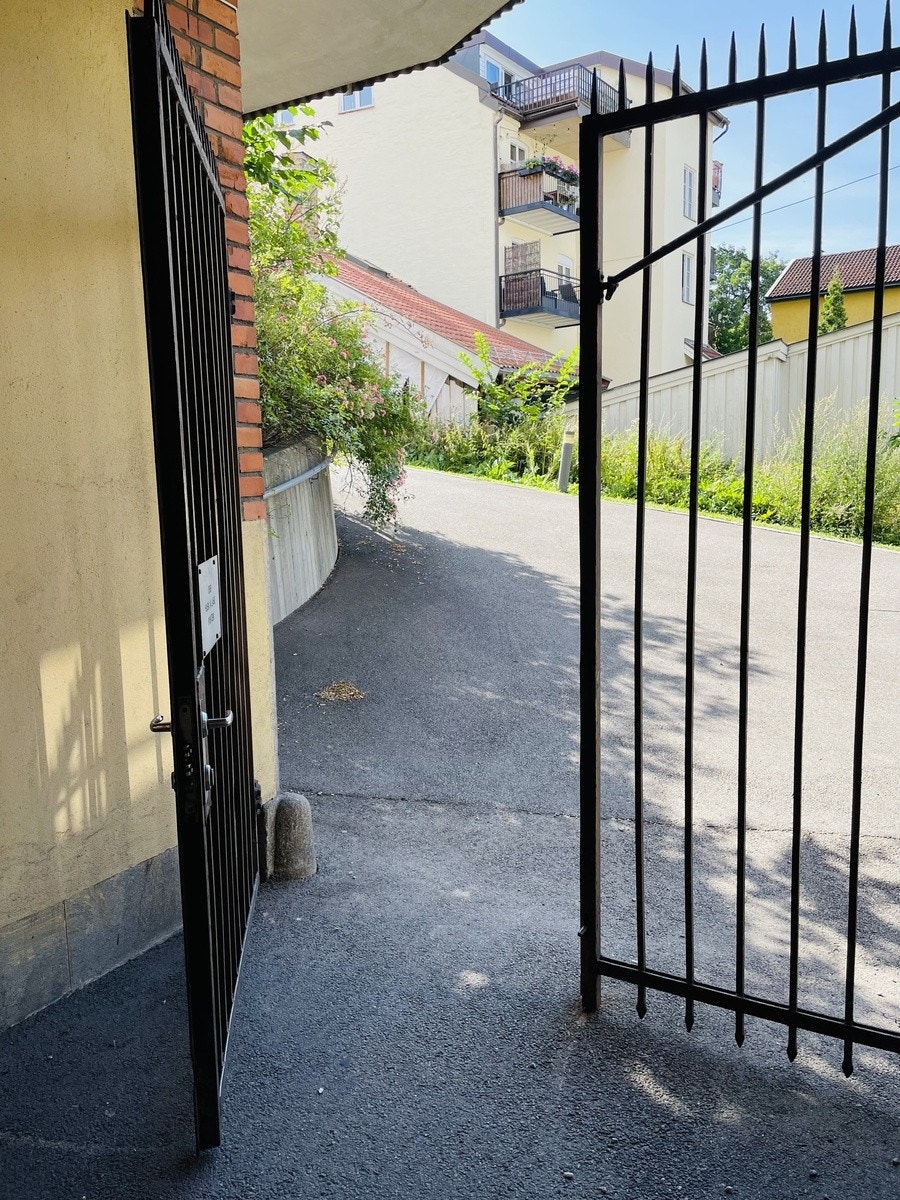 Egen inngang Galleribilde