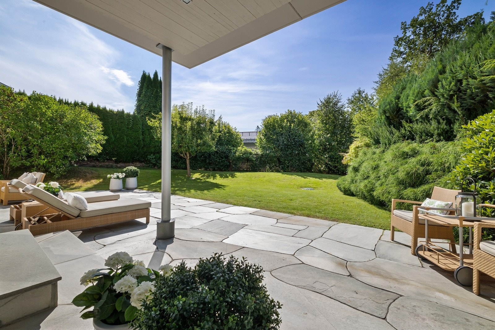 Velkommen til Holmenveien 36A - Presentert av Privatmegleren Dyve & Partnere v/ Alexander Sandaas Galleribilde