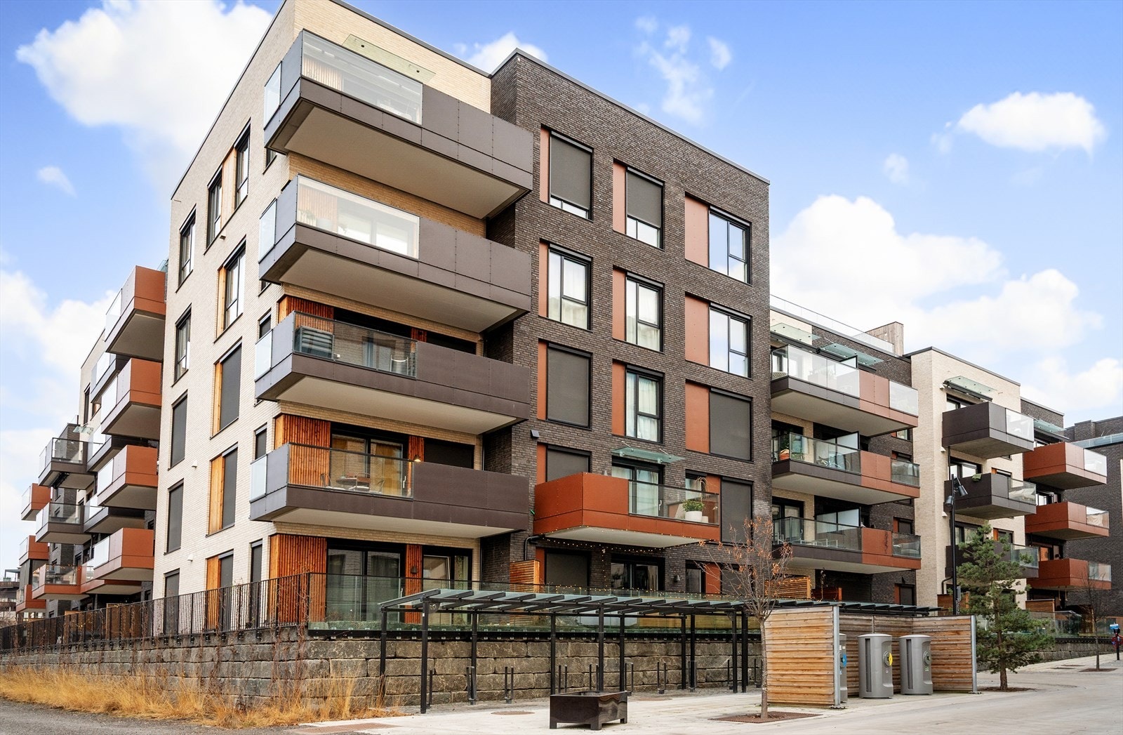 Velholdt leilighetsbygning fra 2023. Galleribilde