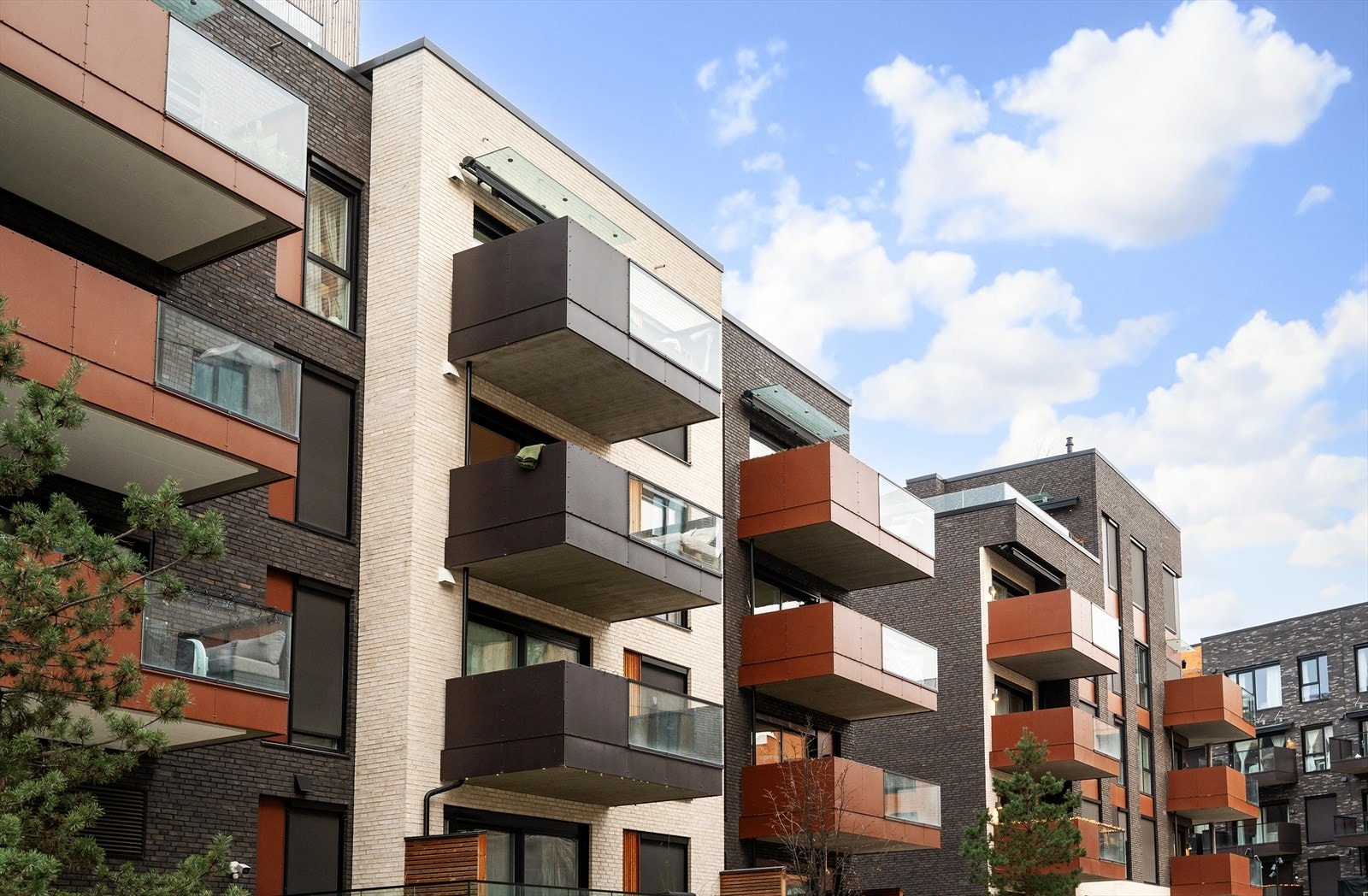 Leiligheten ligger flott til i 3.etasje! Galleribilde