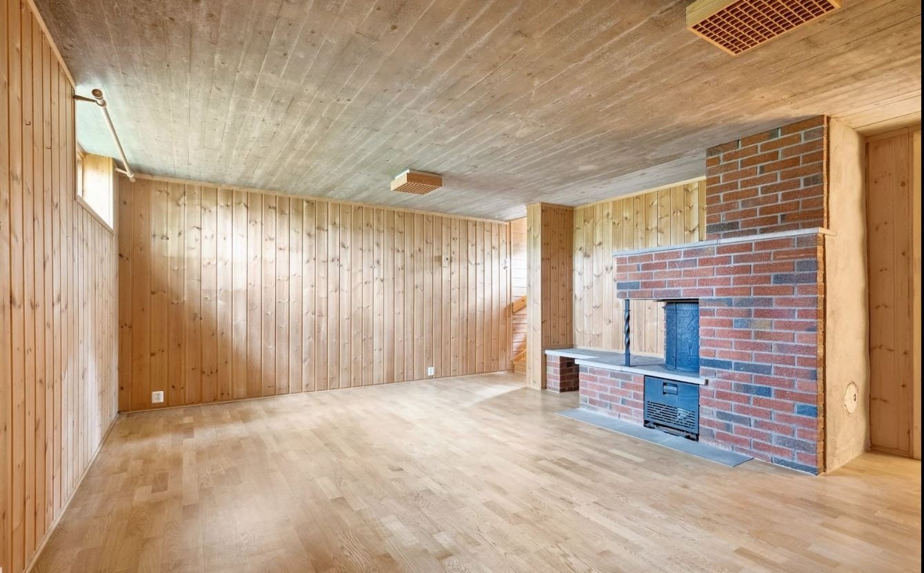 Kjellerstue med peisovn Galleribilde