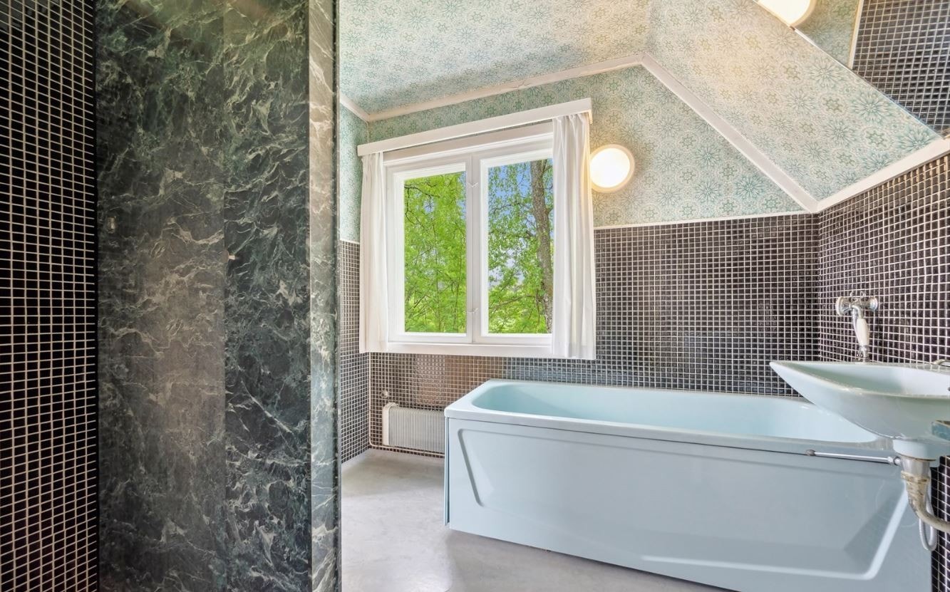 Bad med pene fliser Galleribilde