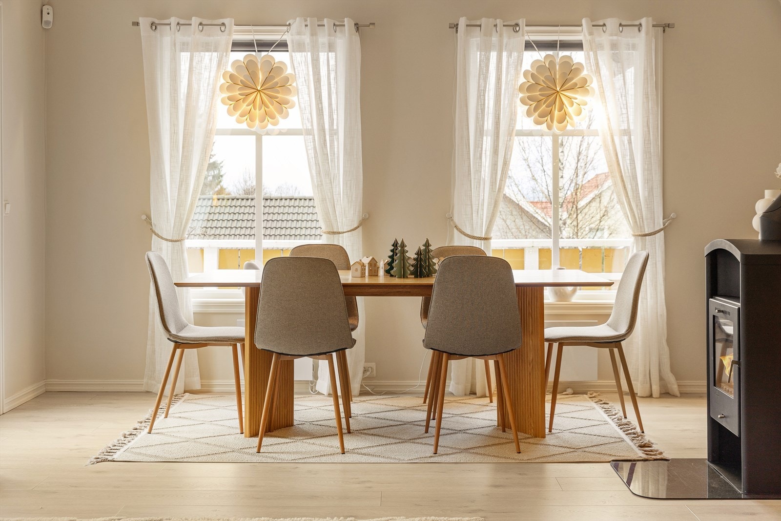 Spiseplassen har plass til mange gjester. Galleribilde