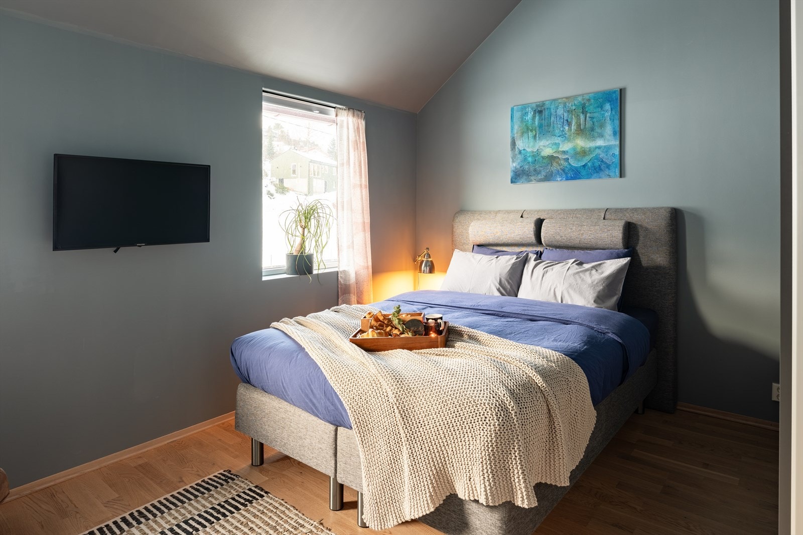 Hovedsoverommet strekker seg over hele 13.5m² Galleribilde