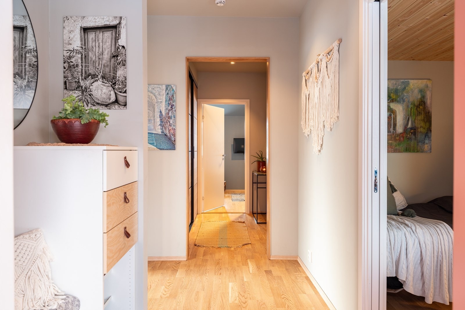 Innbydende entré på 5,5m². Galleribilde