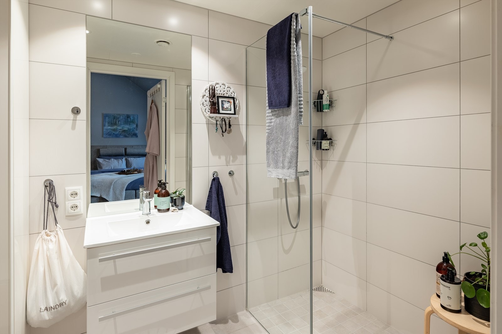 Bad fra hovedsoverom på 4m². Galleribilde