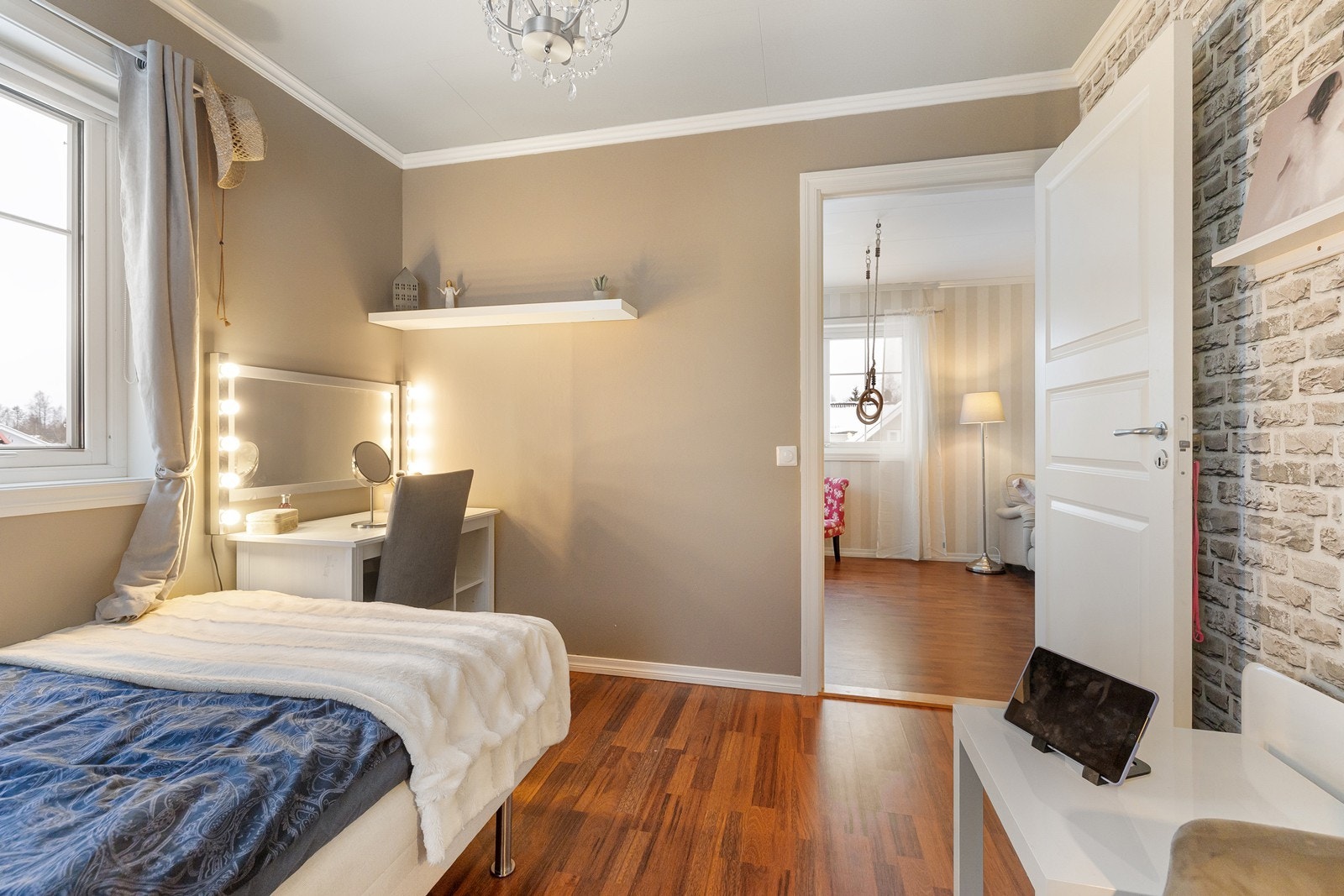 Soverom. Galleribilde