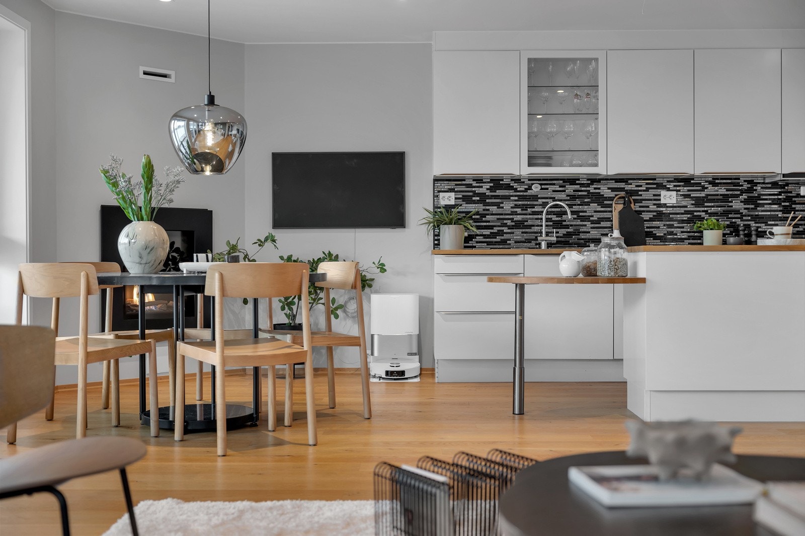 Du finner fin plass til spisestue i tilknytning kjøkkenet Galleribilde