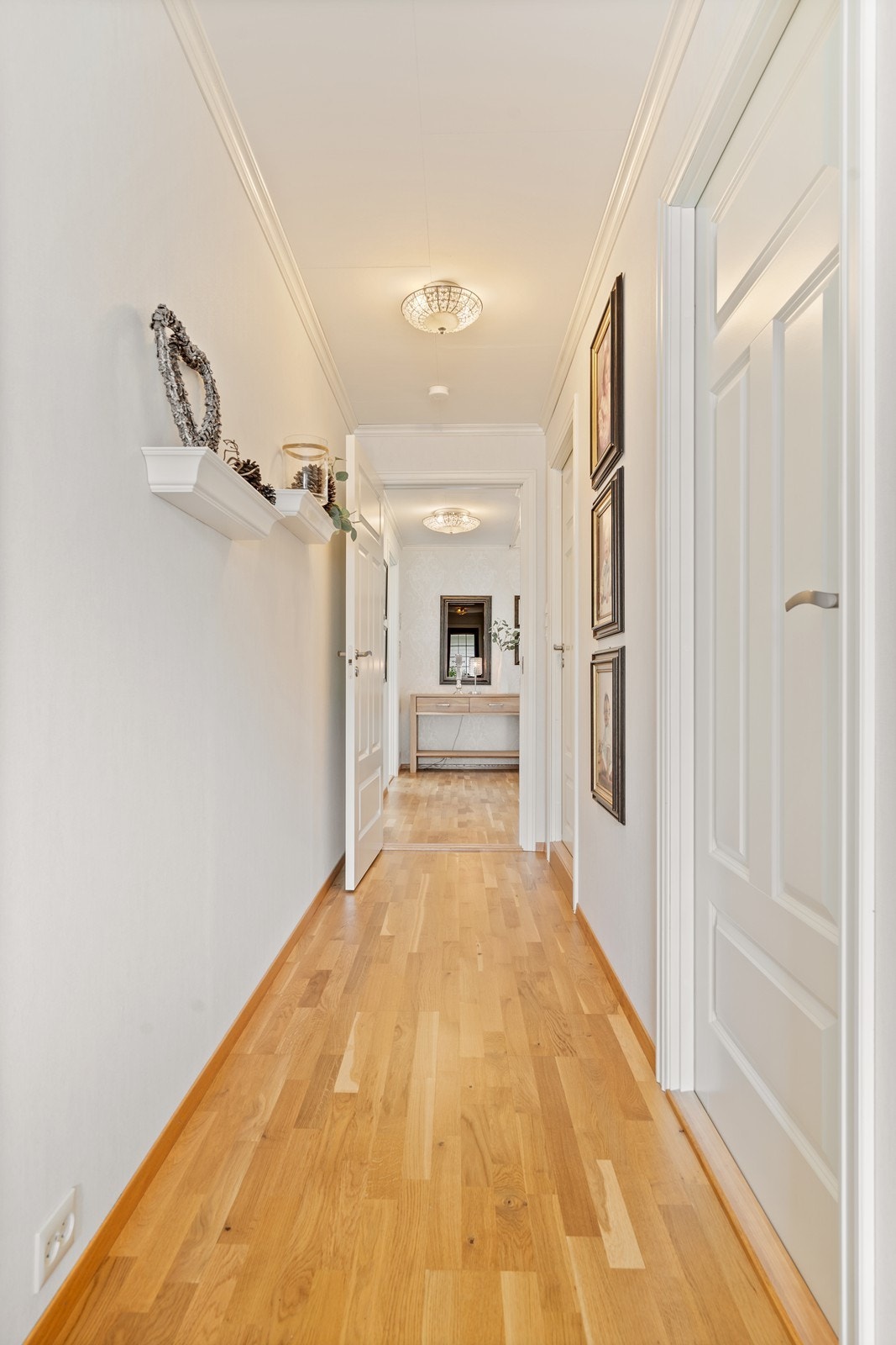 Gang 2 etasje Galleribilde