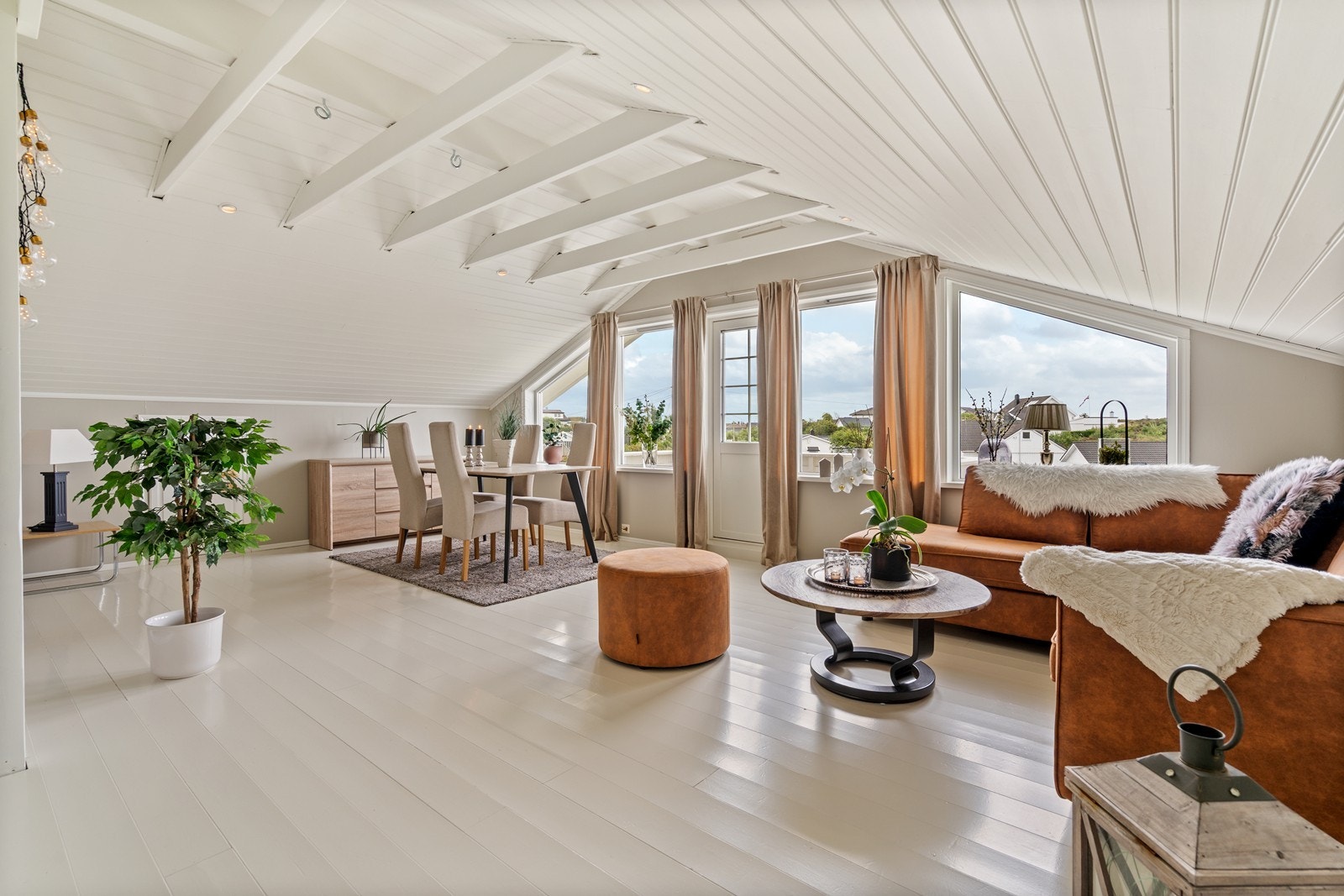 Loftstue Galleribilde