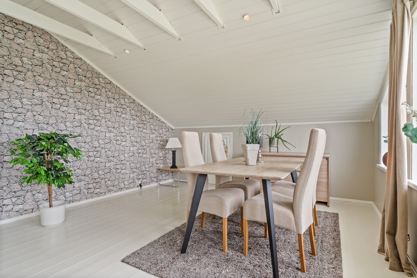 Loftstue Galleribilde