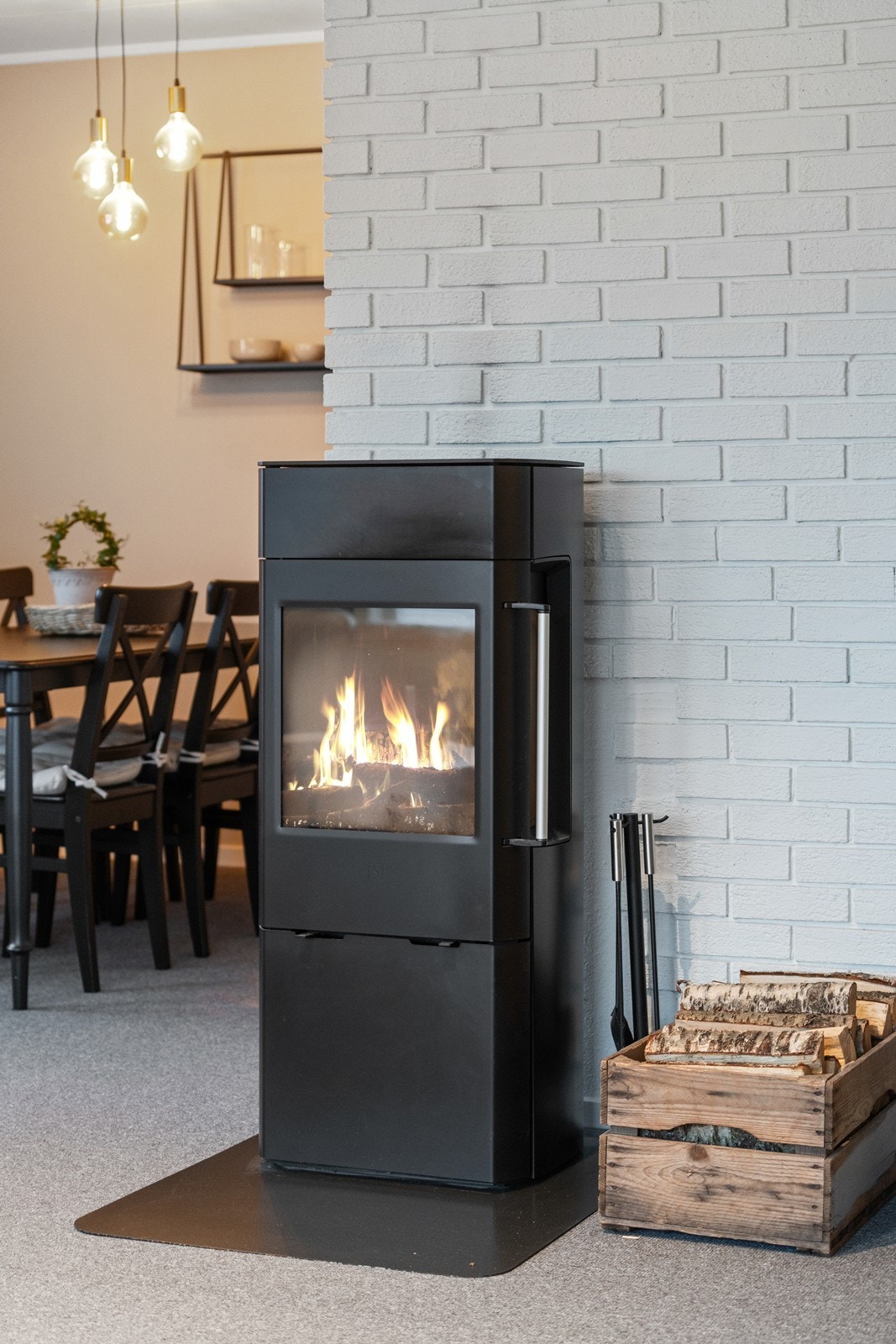 Det er nylig satt inn peis. Galleribilde