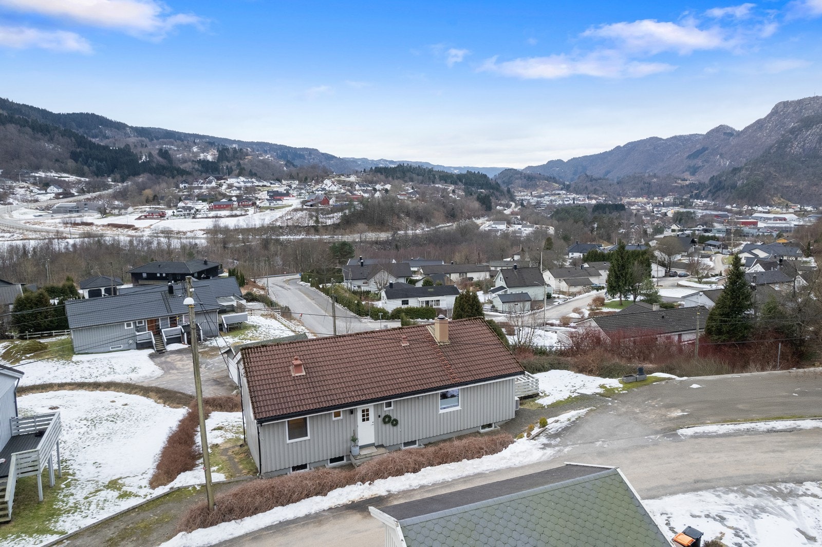 Tomtestørrelse: 928 kvm Galleribilde