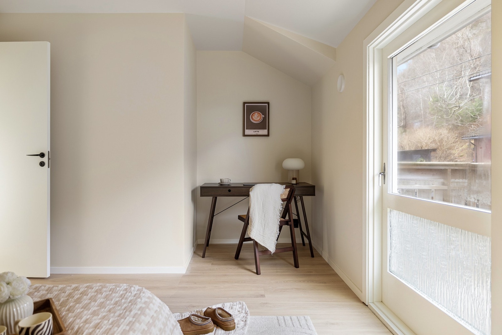 Soverommet har utgang til egen balkong. Galleribilde