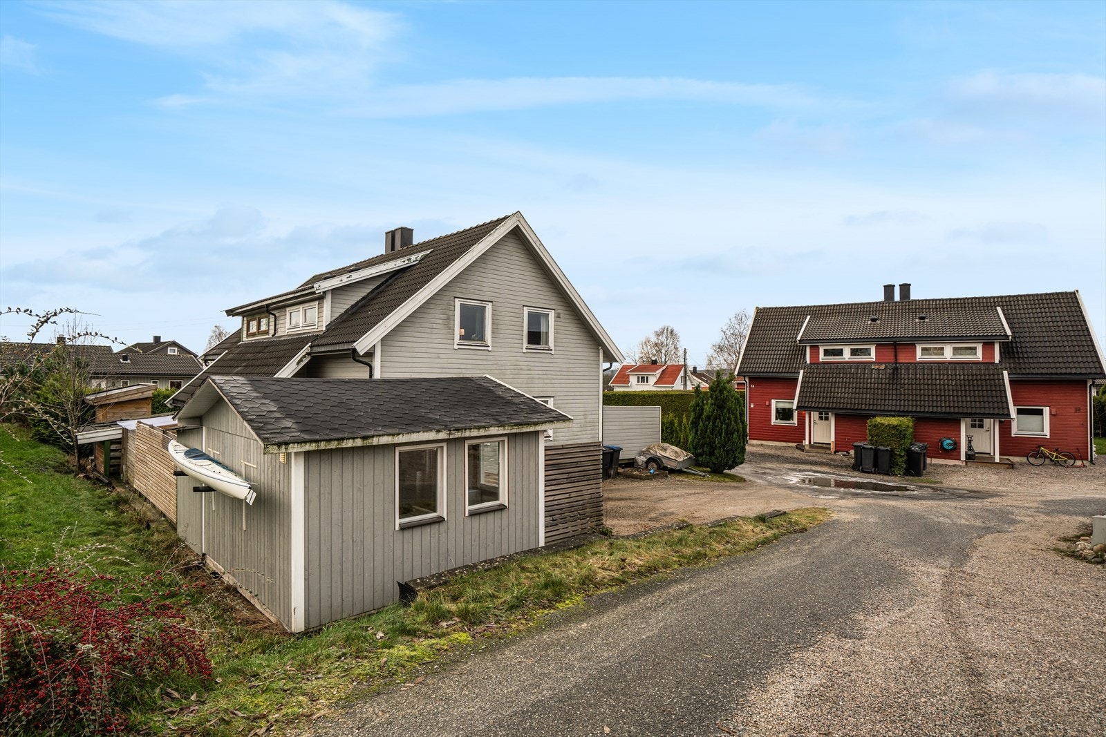 Annekset er perfekt som ungdomsrom eller hobbyrom (Dette er oppført delvis utenfor tomten, se vedlagt kart i salgsoppgaven) Galleribilde