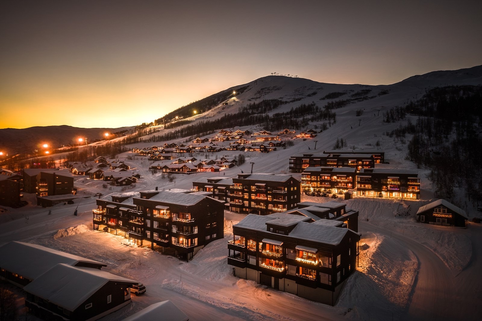 Fra leiligheten har man fantastisk ski in/ ski out muligheter til Myrkdalen skisenter! Myrkdalen skisenter byr på fabelaktige skimuligheter for alle aldre og nivåer Galleribilde