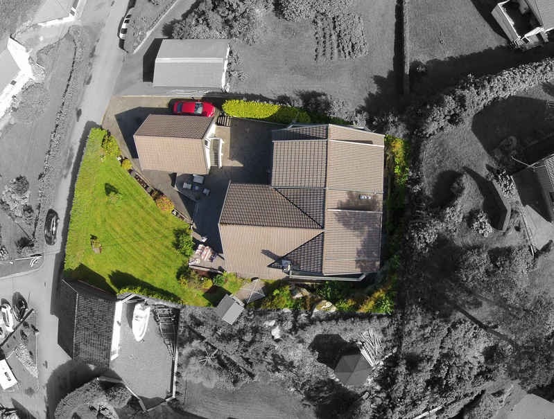 Oversiktsbilde av eiendommen i Synningaveien 27. Galleribilde