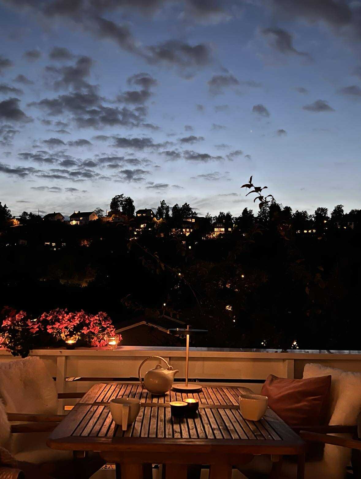 Solnedgang fra balkongen. Selgers private bilde. Et fantastisk skue. Galleribilde