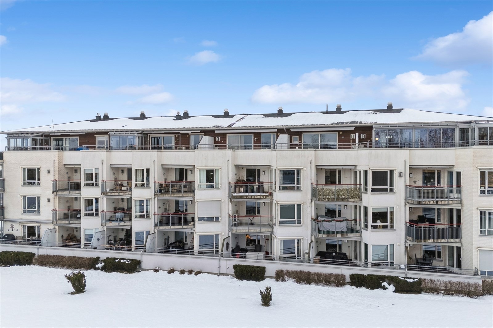 En romslig og praktisk 3-roms selveierleilighet med flott beliggenhet ved Glomma. Galleribilde